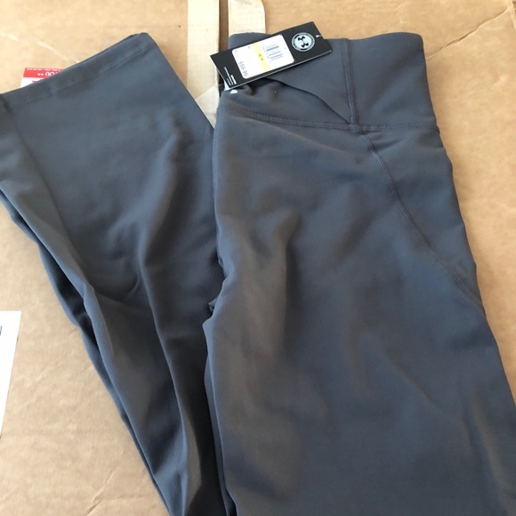 - Under Armour DFO Reflect High-Rise Bootcut Pants - Picture 3 of 16